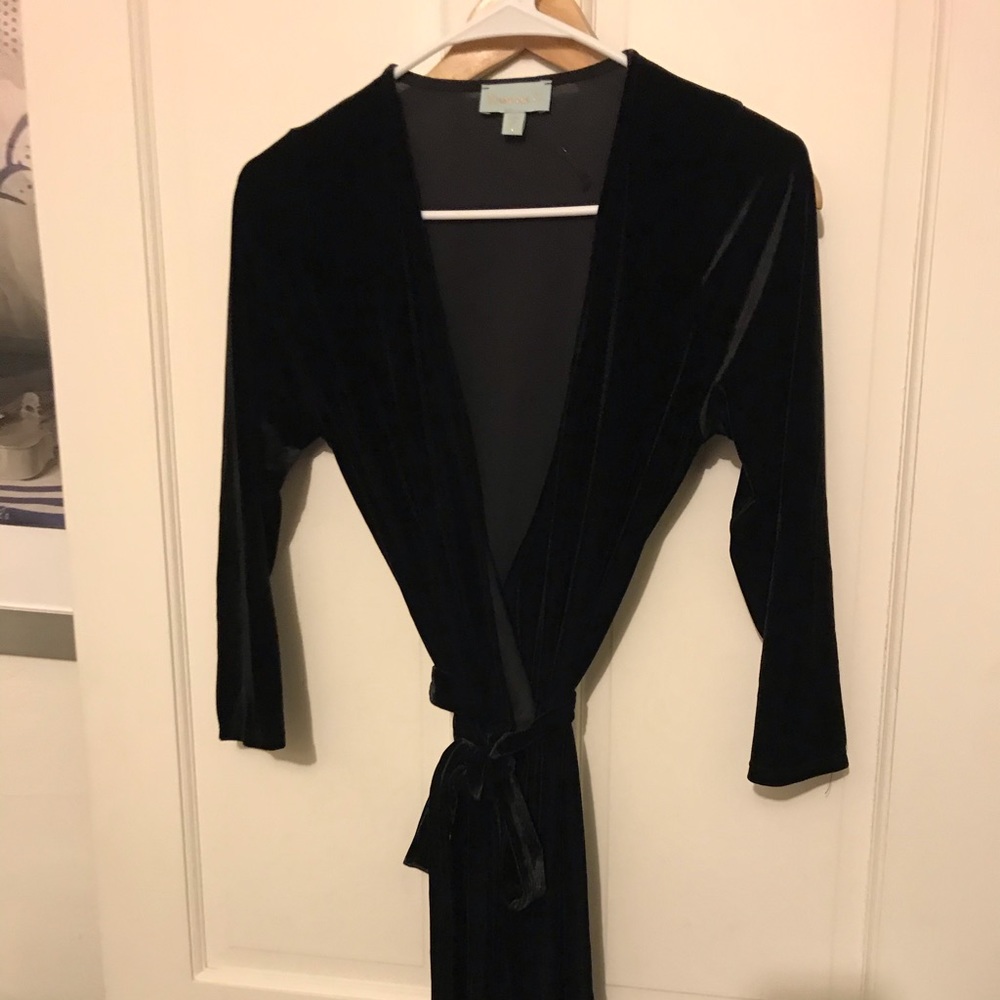 NWOT Veronica M Black Velvet Wrap Dress